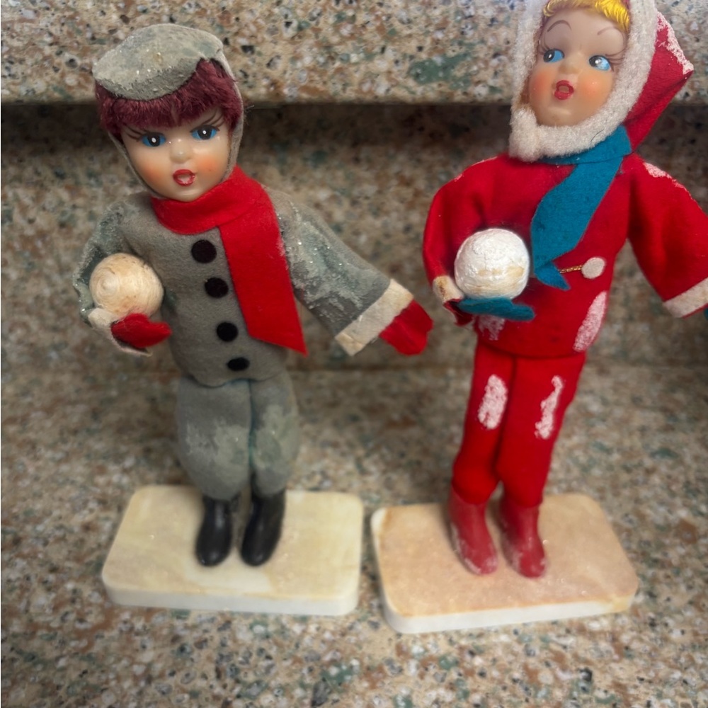 Vintage Woolco Felt Figurine Set Boy and Girl Snowball Throwers. Circa 1…